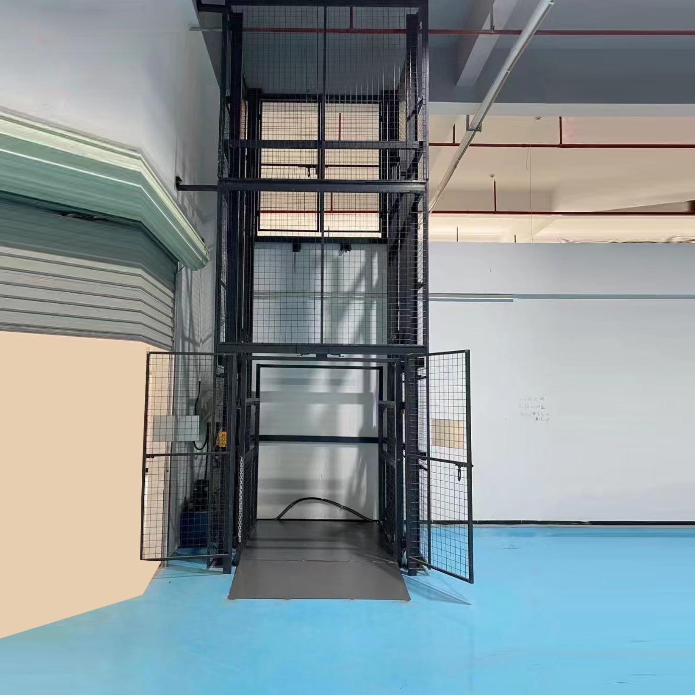 施工電梯和(hé)施工升降機一樣嗎？